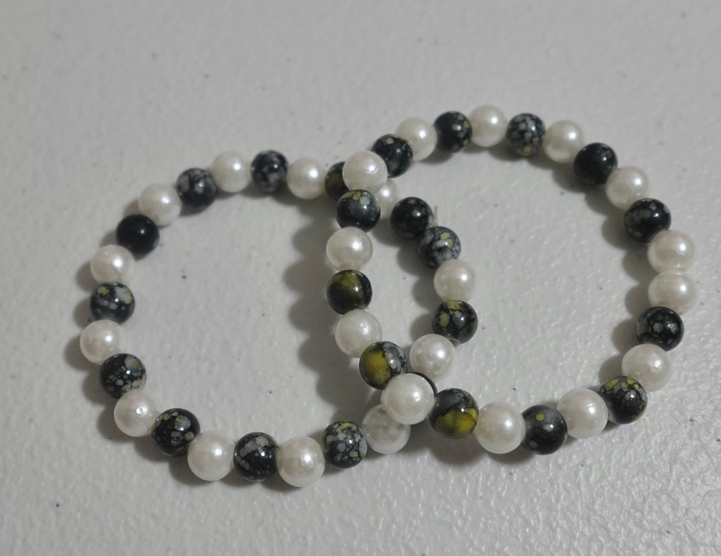 Black And White bead Bracelet