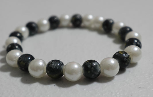Black And White bead Bracelet